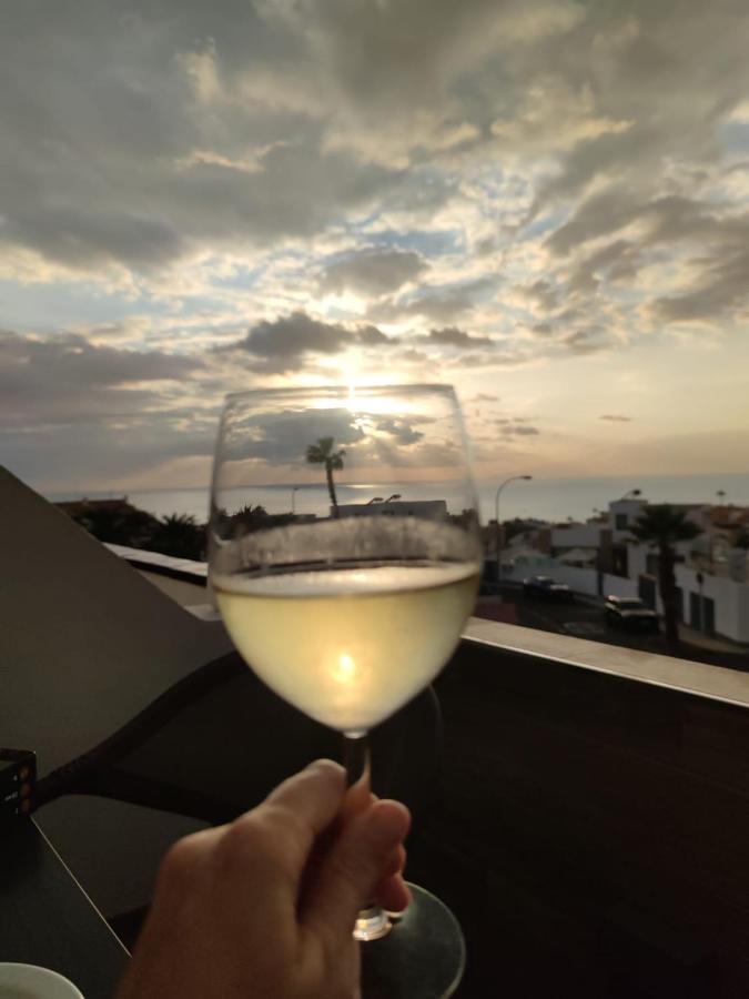 Marisol Beautiful Apartment With Oceanview Адехе Екстериор снимка