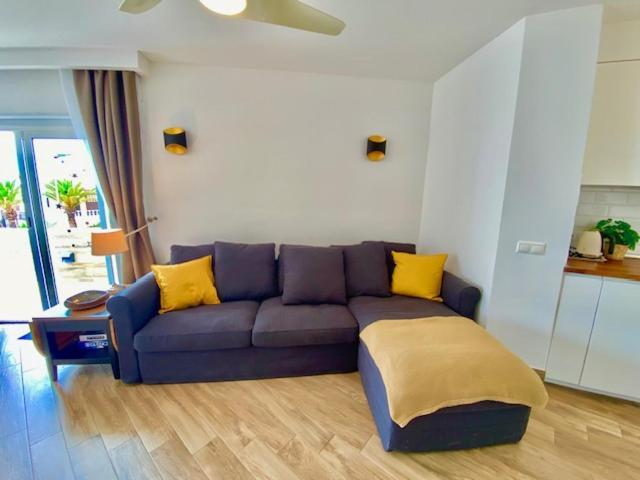 Marisol Beautiful Apartment With Oceanview Адехе Екстериор снимка